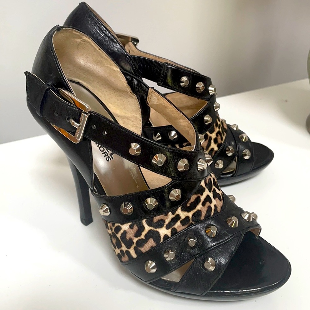 Michael Kors leopard 🐆 studded heels size 5